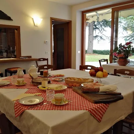 Luna Di Langa Bed & Breakfast Alba (Piedmont)