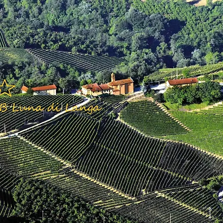 Luna Di Langa Bed & Breakfast 4*