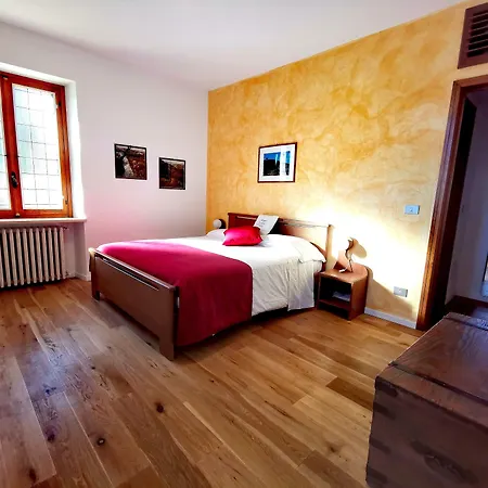 Bed & Breakfast Luna Di Langa 4*